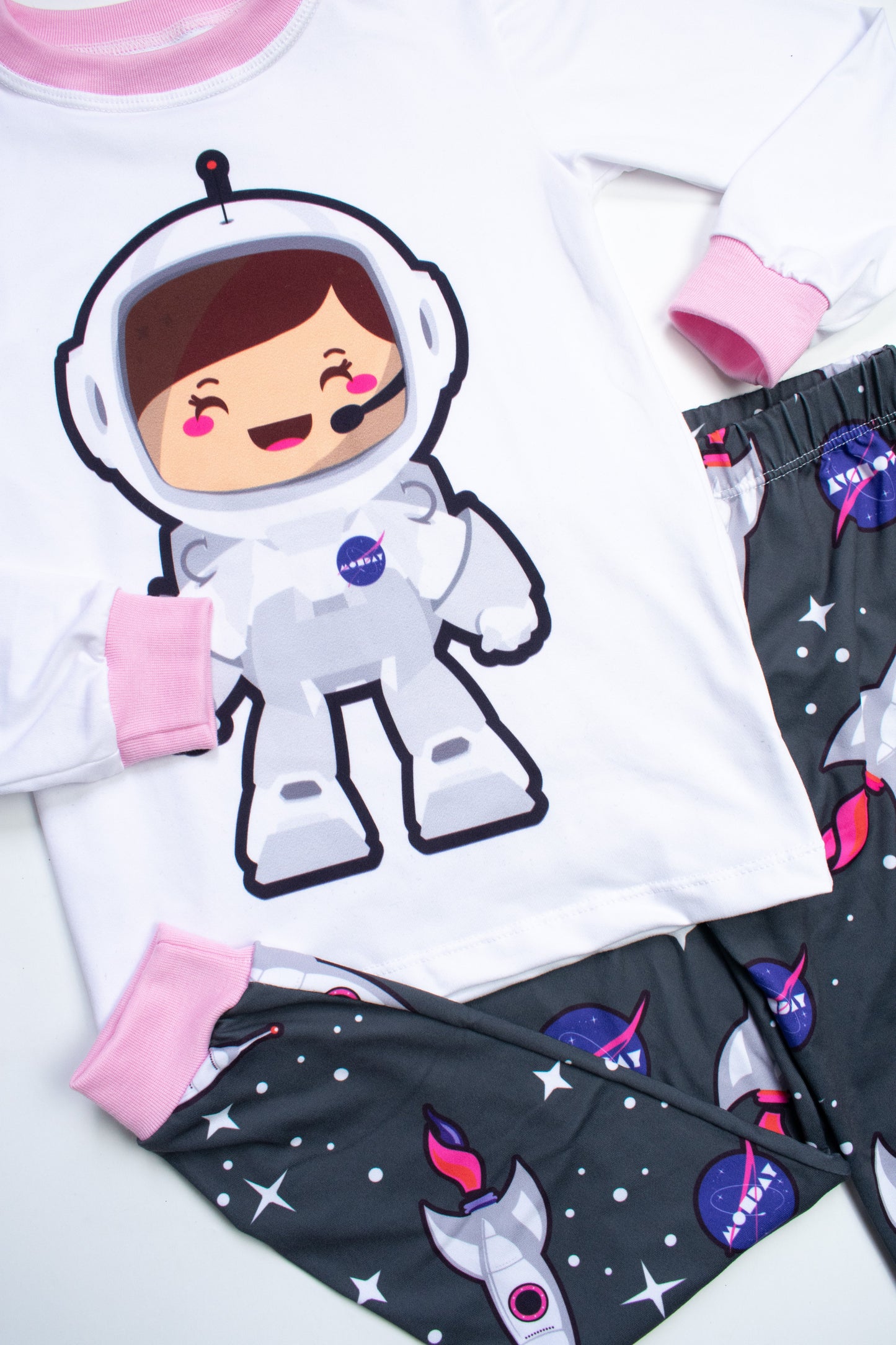 Pijama Nova, la pequeña Astronauta 👩🏻‍🚀