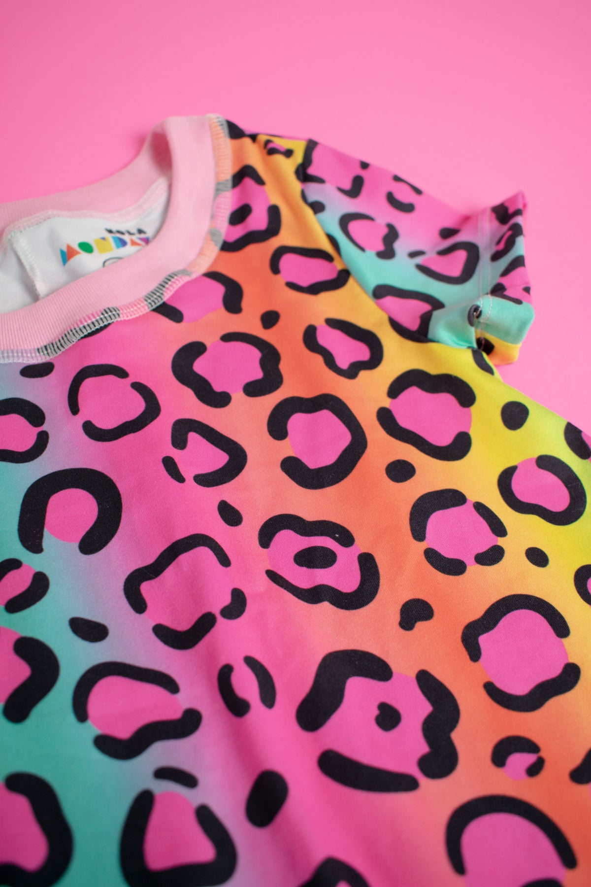 Pijama Vestido Jungla Neón 💜